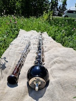 Heckelphone #4980 next to an oboe (2)